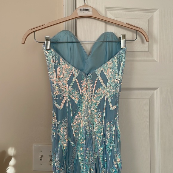 Jovani light blue trumpet, mermaid prom dress. - Picture 4 of 10